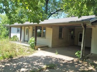217 Larson St, Grand Saline, TX 75140