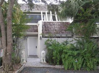 7082 SW 53rd Ln, Miami, FL 33155