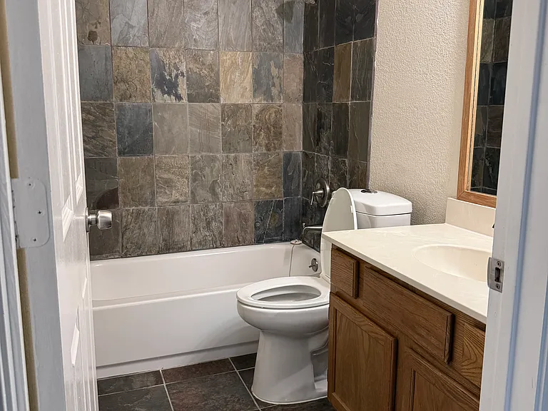 5304 San Mateo Ct — Photo 15