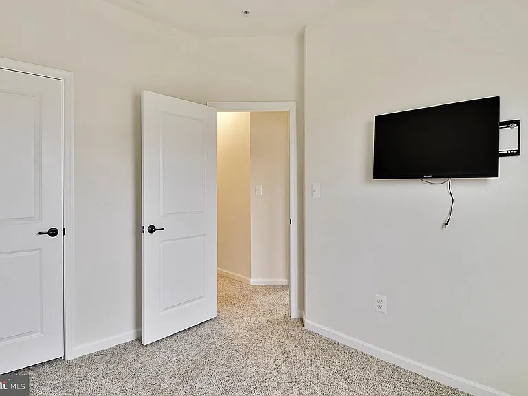 3650 Wright Ter NE — Photo 15