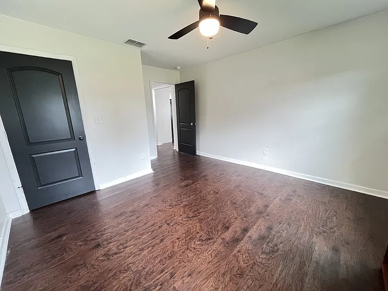 1127 Afton St — Photo 12