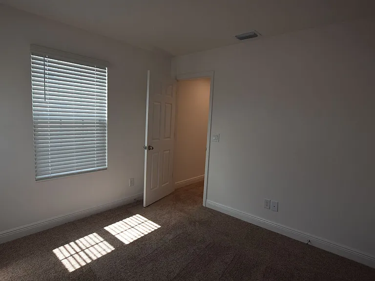 1845 Ross Hammock Ave — Photo 36