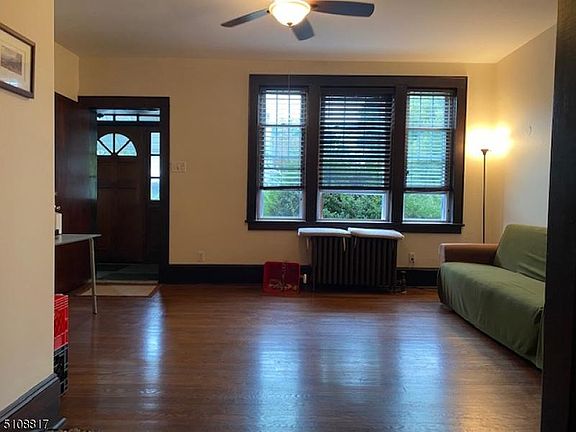 2nd image of 14 Kirkwood Pl