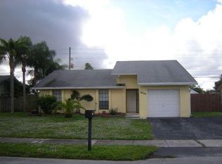 8430 NW 44th Ct, Lauderhill, FL 33351