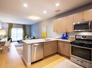 116 Park Plaza Dr #2114, Secaucus, NJ 07094