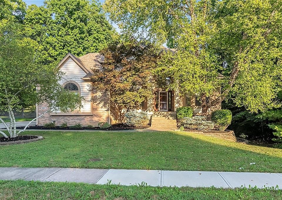 1st image of 8811 Bergeson Dr