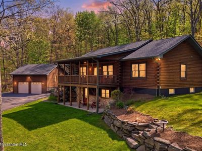 124 Water View Dr, Hawley, PA, 18428