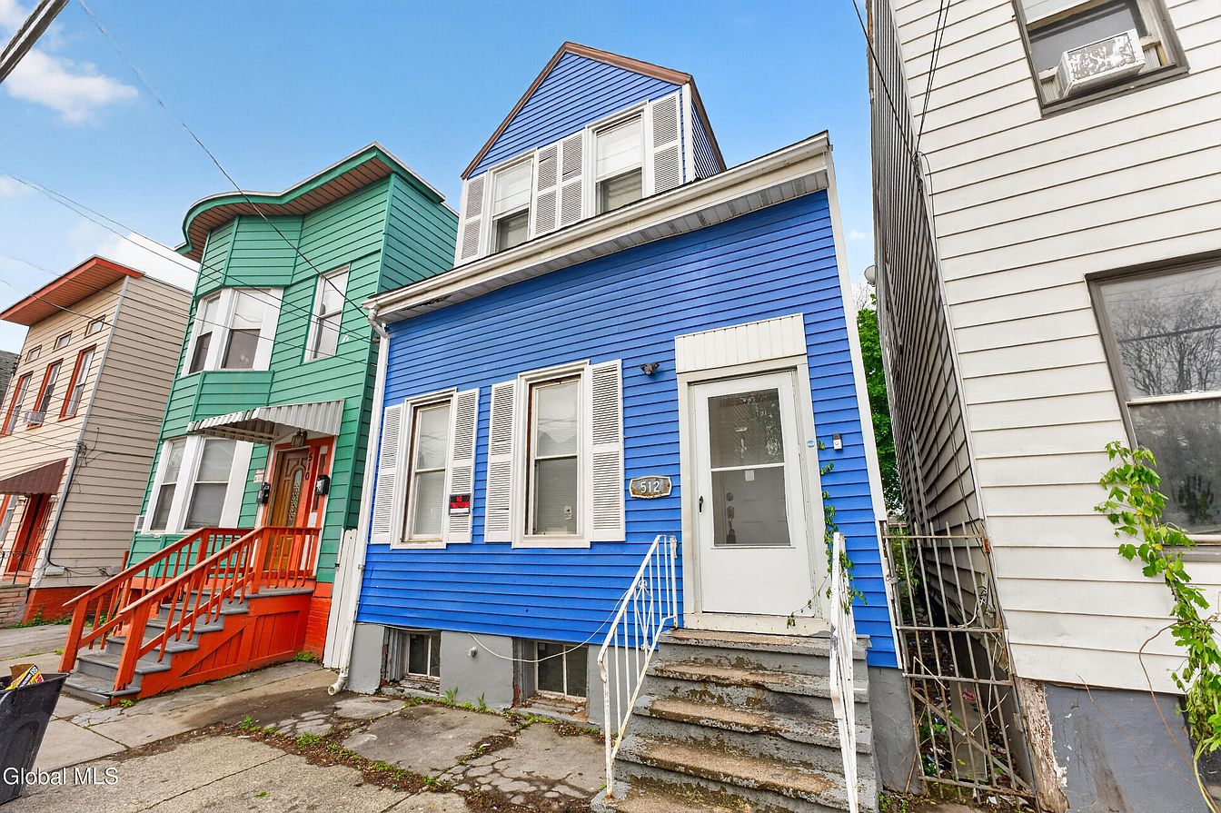 1st image of 512 1st Street