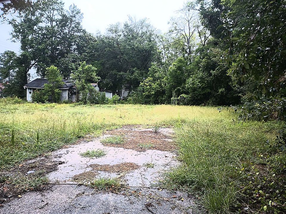 2nd image of 3349 Napier Ave