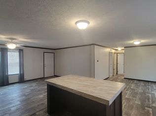 1115 Forest Ct, Columbus, MI 48063