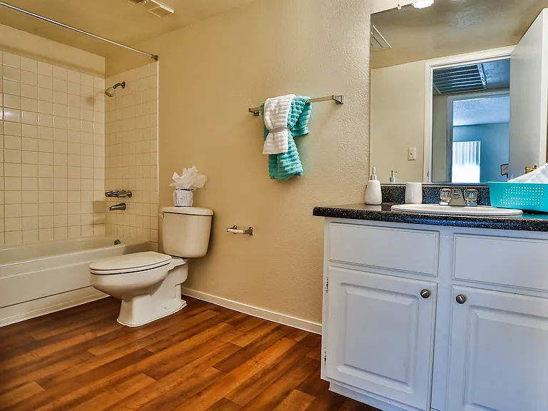 Reno Villas — Photo 17