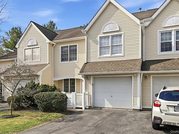 2nd image of 60 Spruce Ridge Drive