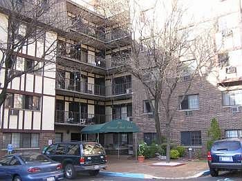 1st image of 2 Elmwood Park Dr APT 128