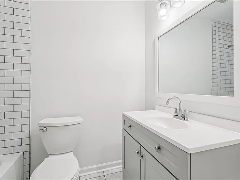 119 Kelso Dr SW — Photo 18