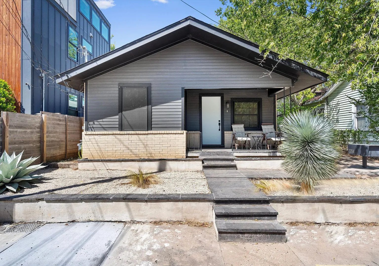 Great 3-Bedroom Home in East Austin — Photo 1