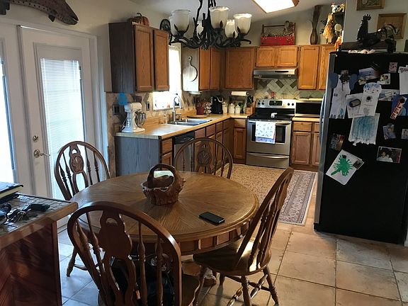 2nd image of 1579 Deerfield Ave