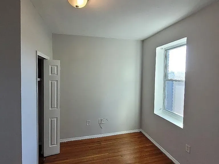 210 N 15th St #9C — Photo 7