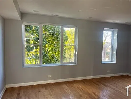 3 bed, 1200 sqft, $2,400 — Photo 3