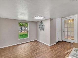 1822 Skylark Dr, Arlington, TX 76010