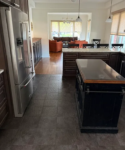 125 W Naperville Rd — Photo 1