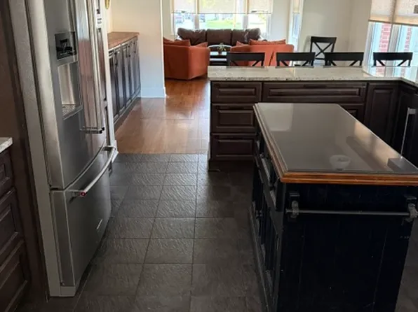 125 W Naperville Rd, Westmont, IL 60559
