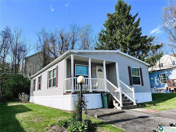 45 F St, Walnutport, PA 18088