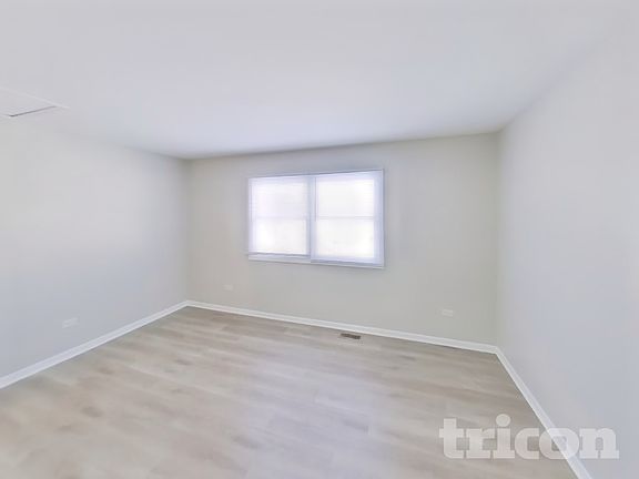 5th image of 24882 W Forest Dr