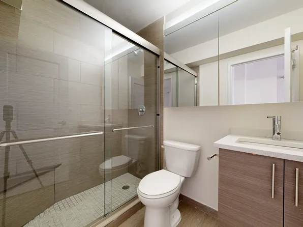 401 East 34th Street S33X image 3 of 8