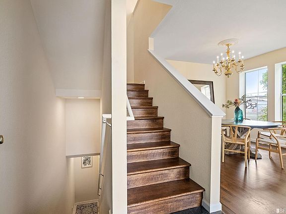 3rd image of 295 Kalmanovitz St