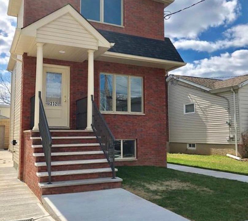 1st image of 230 Pacific Ave #1