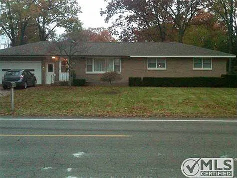 3157 Leon St photo 1