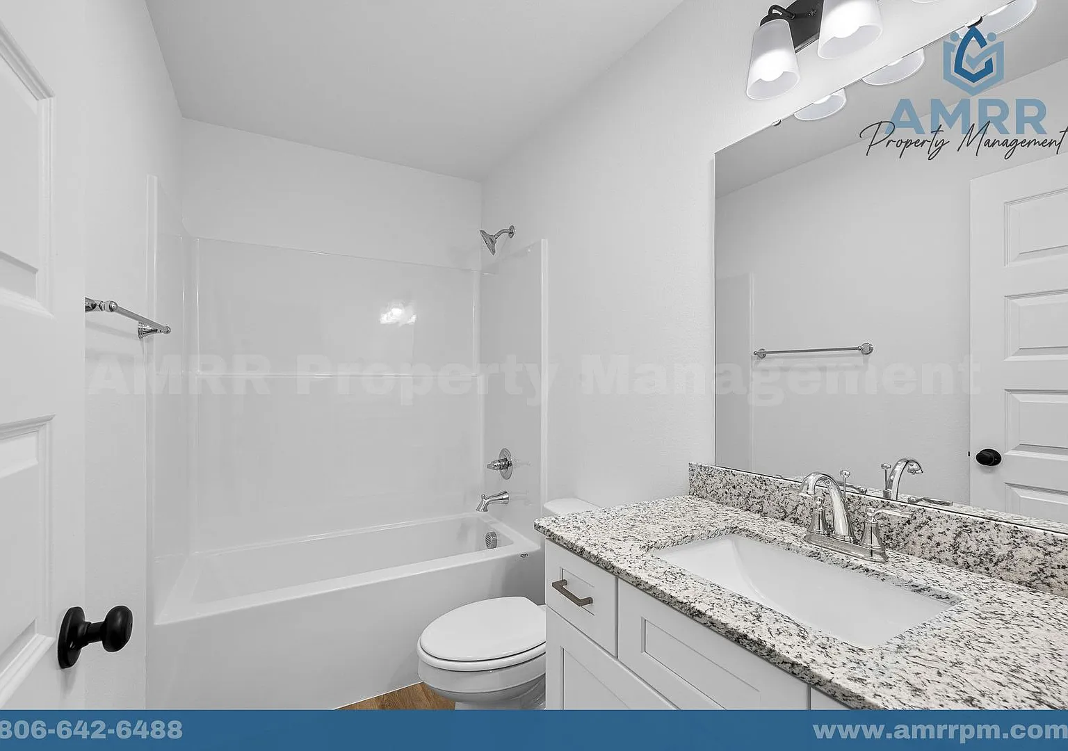 Special Offer: Save $200 Off On Rent Per Month!- Spacious 3 Bedroom Home In Decatur! — Photo 2