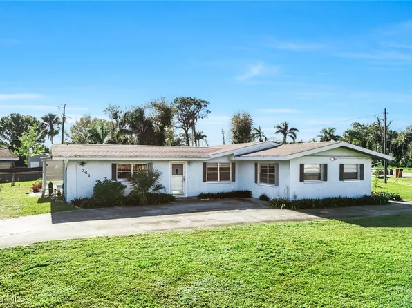741 May Ave, North Fort Myers, FL 33903
