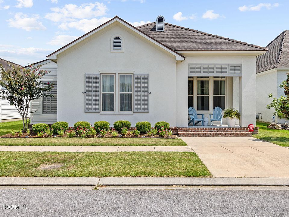 1st image of 124 Calera Blvd