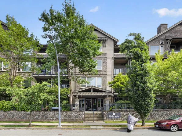 250 Salter St #310, New Westminster, BC V3M 0B7
