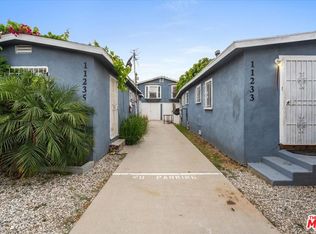11233 Raymond Ave, Los Angeles, CA 90044