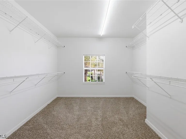 2639 Bellingham Ct — Photo 35