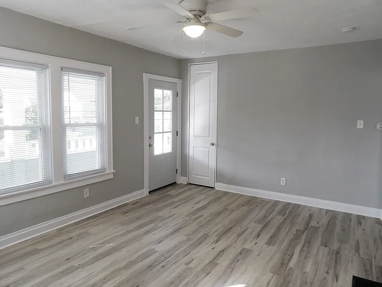 1734 Bruck St #1732 — Photo 7