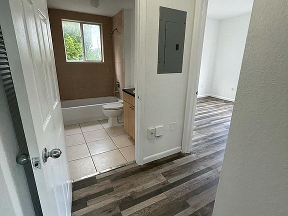 2nd image of 7516 NE 1st Ave