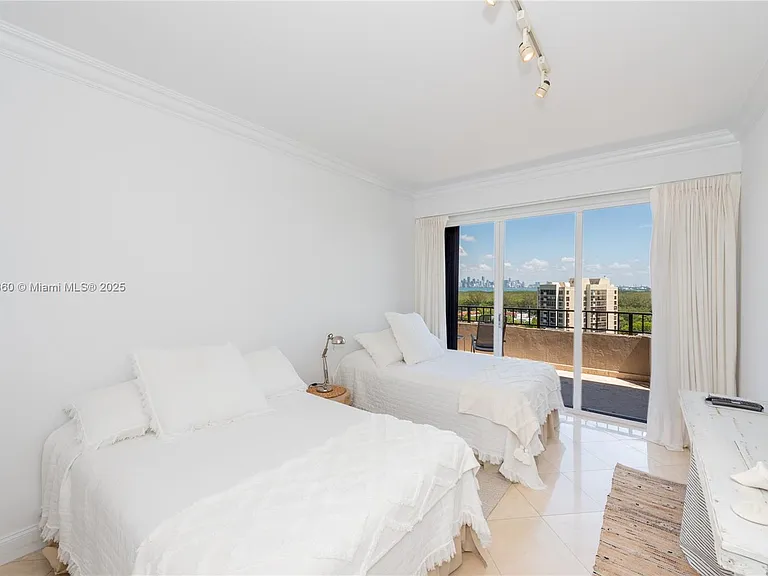 151 Crandon Blvd #1036 — Photo 16