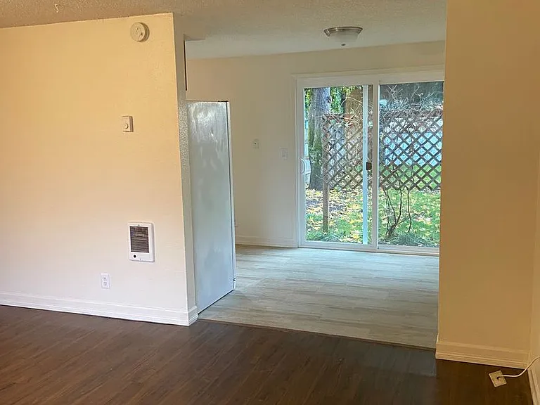 593 Cinderella Loop — Photo 4