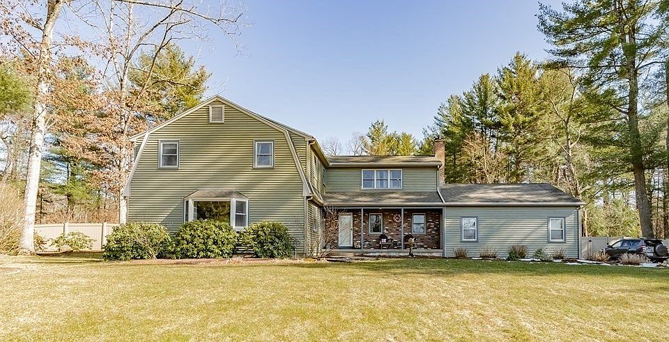 11 Southwood Rd, Wilbraham, MA 01095 | Zillow