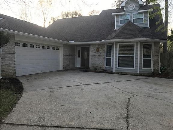 2nd image of 104 Woodridge Blvd