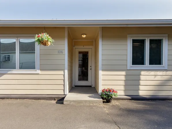 1016 Clark St, The Dalles, OR 97058