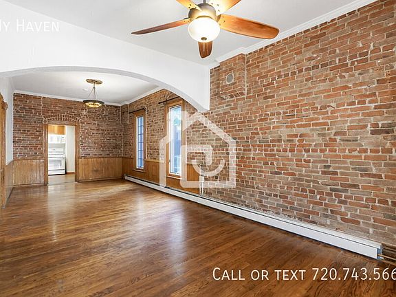3rd image of 2918 N Marion St #1
