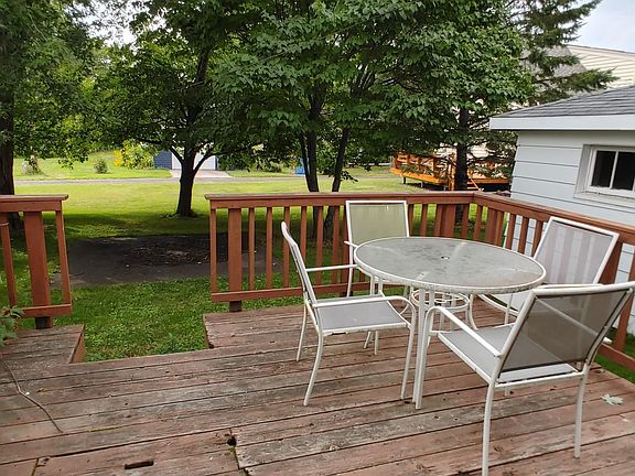 Deck off of back entryway