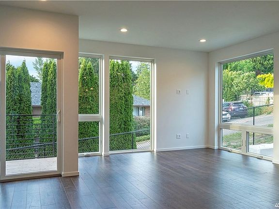 3rd image of 7424 Rainier Ave S Unit A