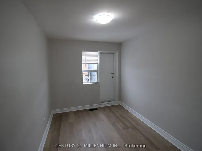 2991 Islington Ave #UPPER — Photo 30