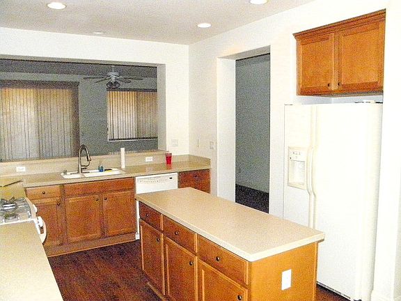 4th image of 2169 Ryedale Ln