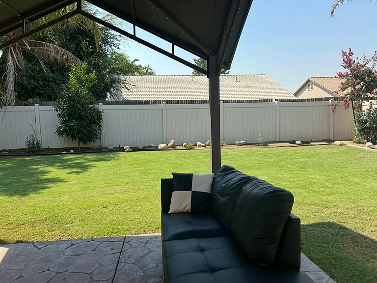 10709 Desert View Pl — Photo 27